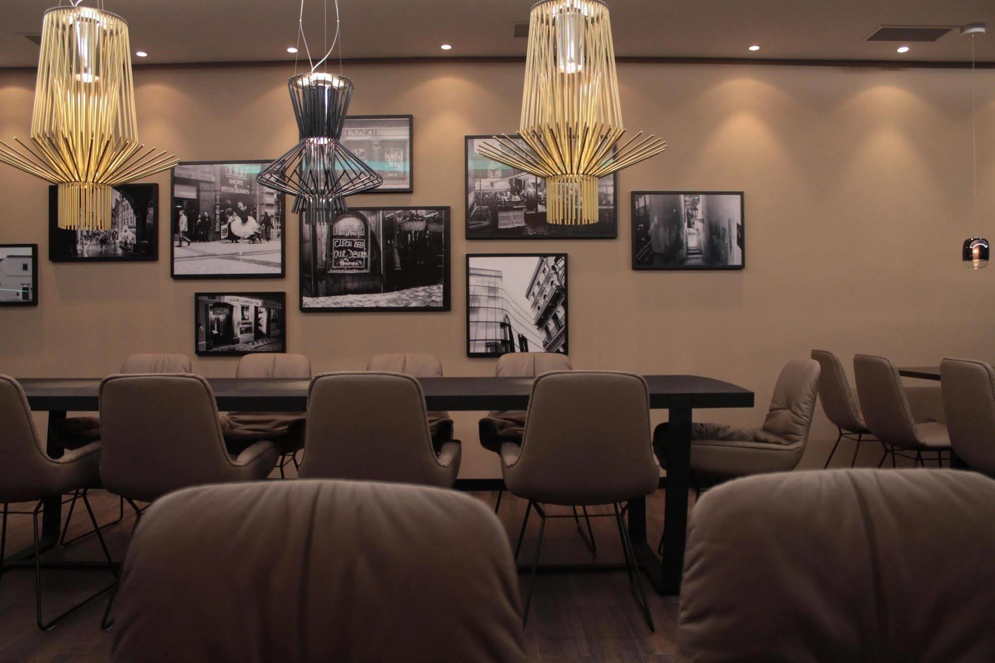 Motel One Prague-Florentinum Kültér fotó